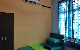 Ruzimas Desaru Homestay